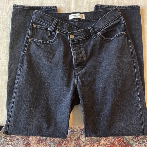 Abercrombie Jeans - Picture 3 of 5